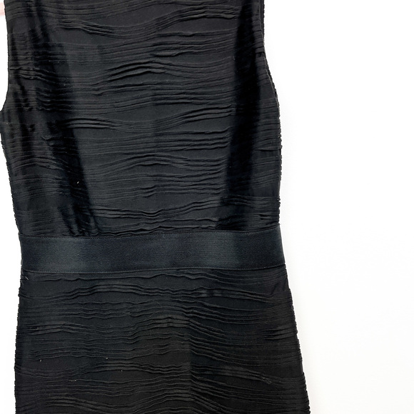 H&M Form Fitting Black Dress Mid Length - Picture 7 of 8